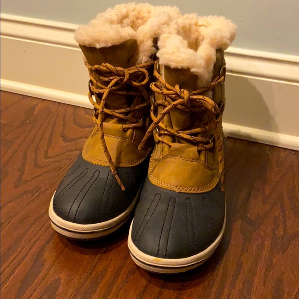 Winter boots